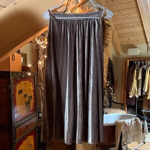 Elegant metallic velour  Women's Skirt